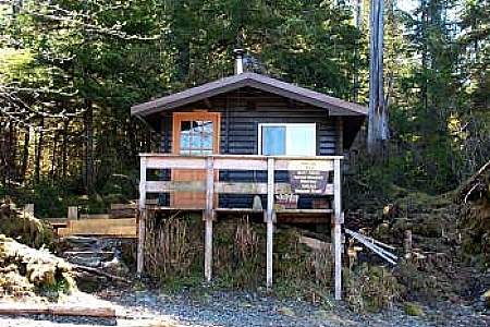 Alava Bay Cabin