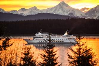 Cruise or Land Tour First IMG 0845 o16473