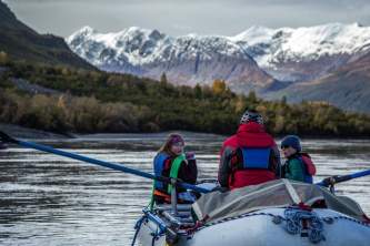 Mccarthy kennicott rafting tours
