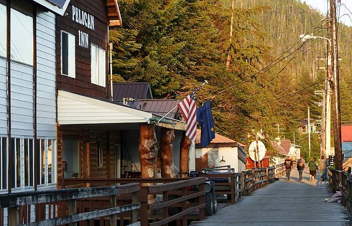 Pelican hotels lodges Pelican P1020857 Copyright 2015 Cynthia Meyer All rights reserved