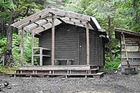 Barnes Lake Cabin