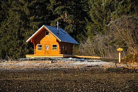 Eight Fathom Cabin