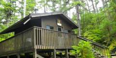 Frosty Bay Cabin